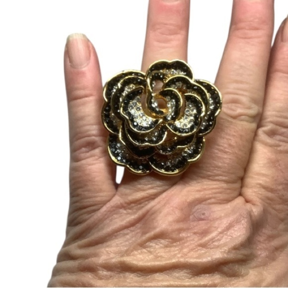 Gold plated Cubic Zirconia Flower Ring